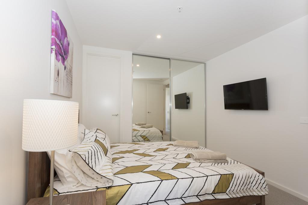 דירות מלבורן ☆ Heart Of St Kilda ☆ Infinity Pool+Parking+Wifi מראה חיצוני תמונה
